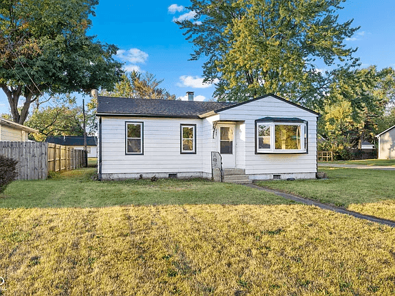 6439 W Morris St property photo 1