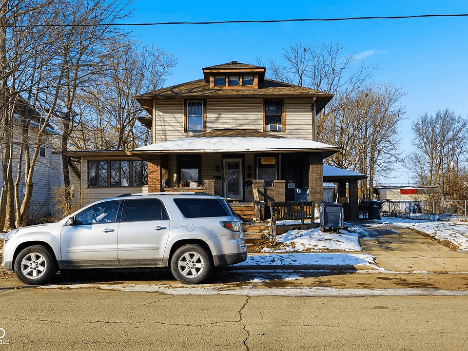 1527 Walnut St in Anderson