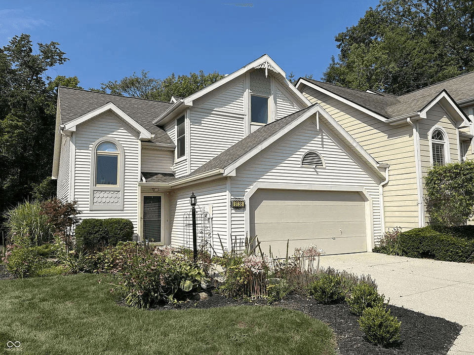 9136 Aintree Dr in Indianapolis