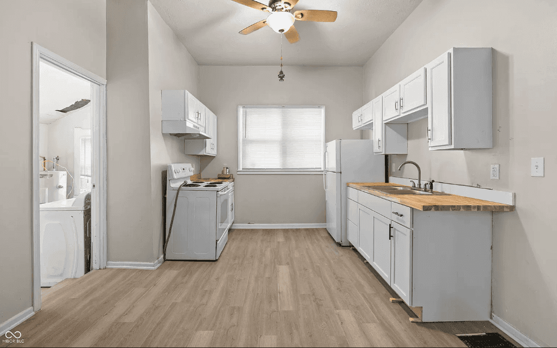 Post Image 2 - Realtor X Framer Template
