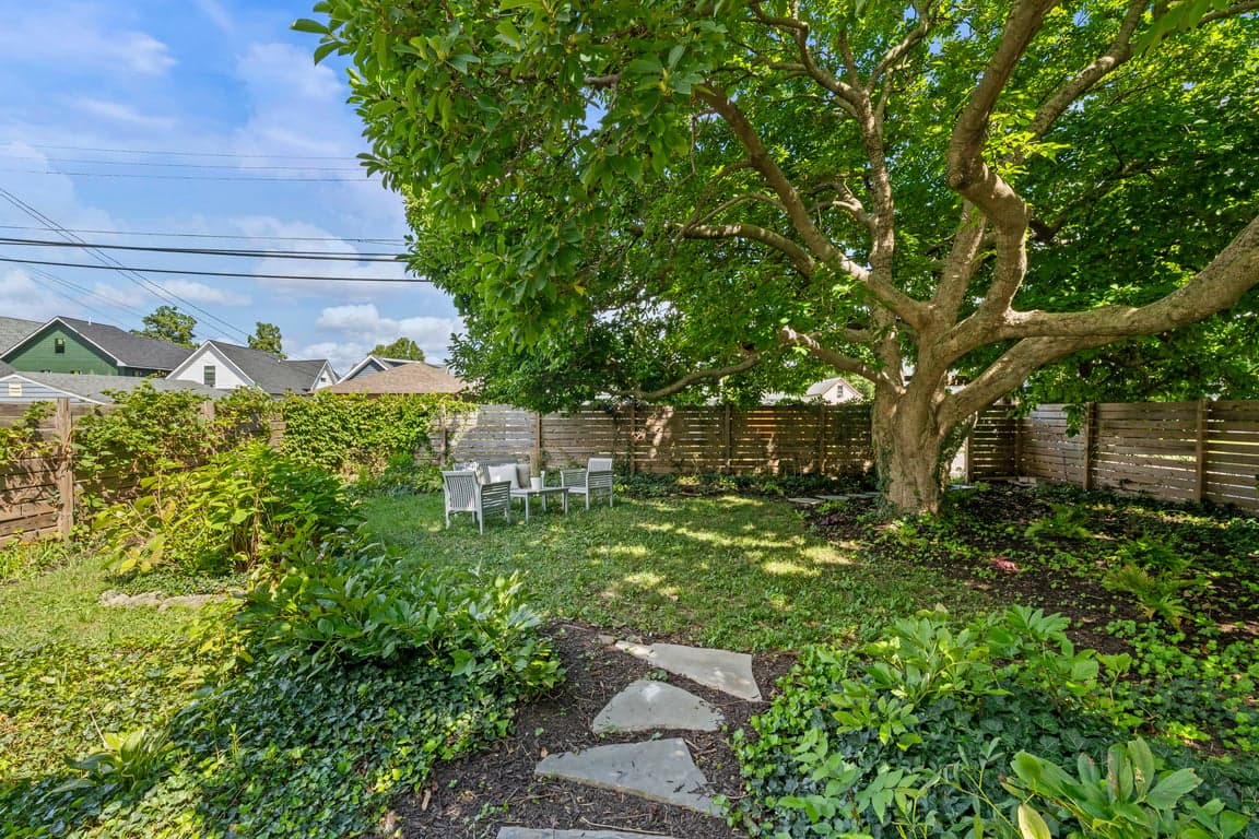 830 Iowa St property photo 2