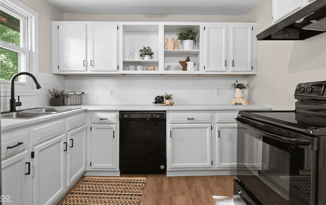 1903 Danbury Dr property photo 3
