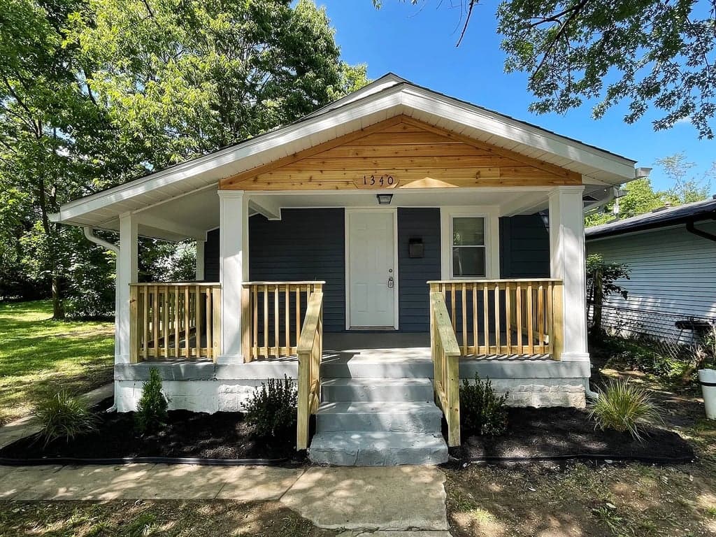 1340 W Pruitt St in Indianapolis