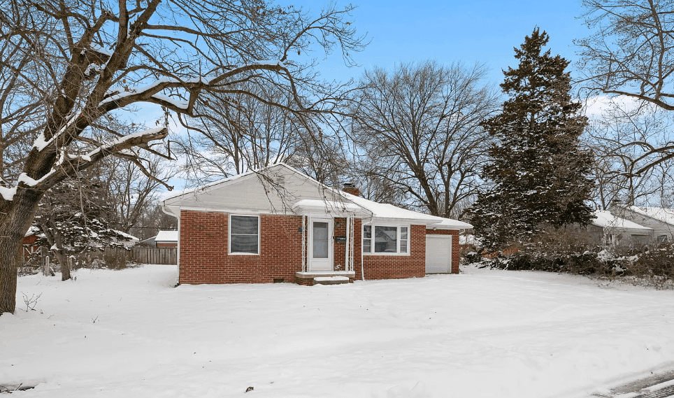 48 Lincoln Dr in Brownsburg