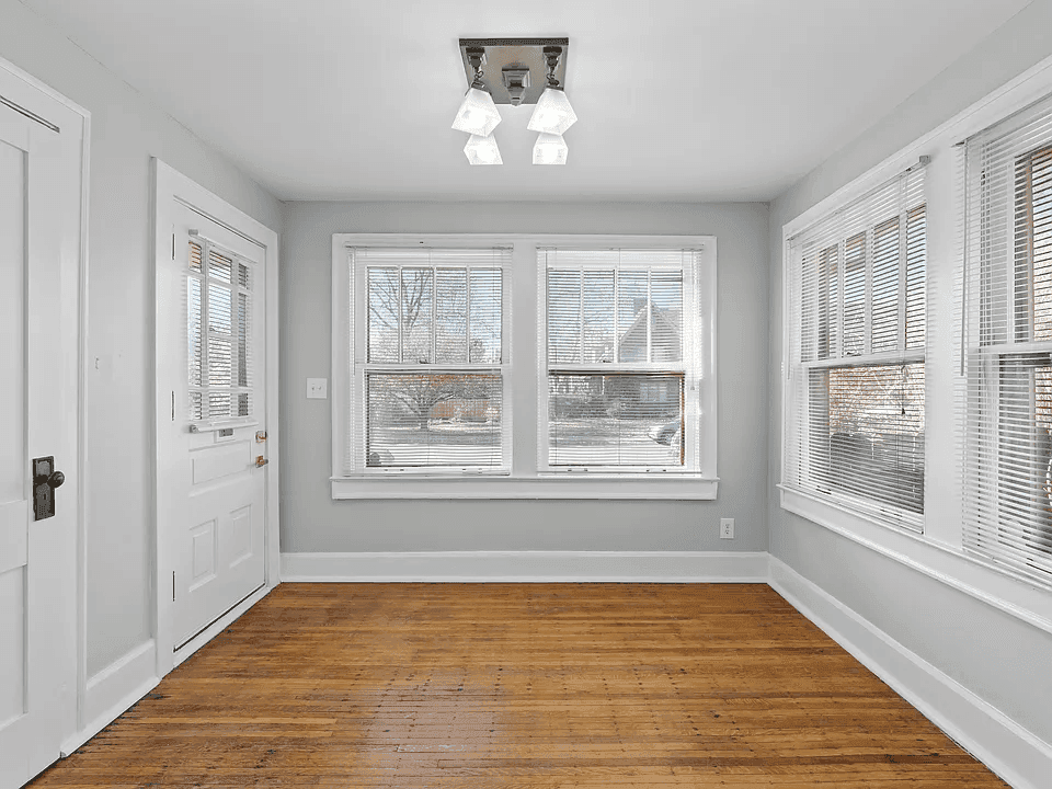 3015-3017 N Washington Blvd property photo 2
