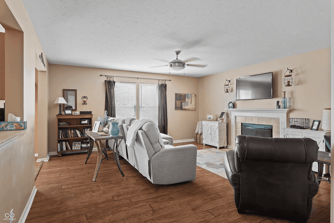 6729 Trailside Dr property photo 3