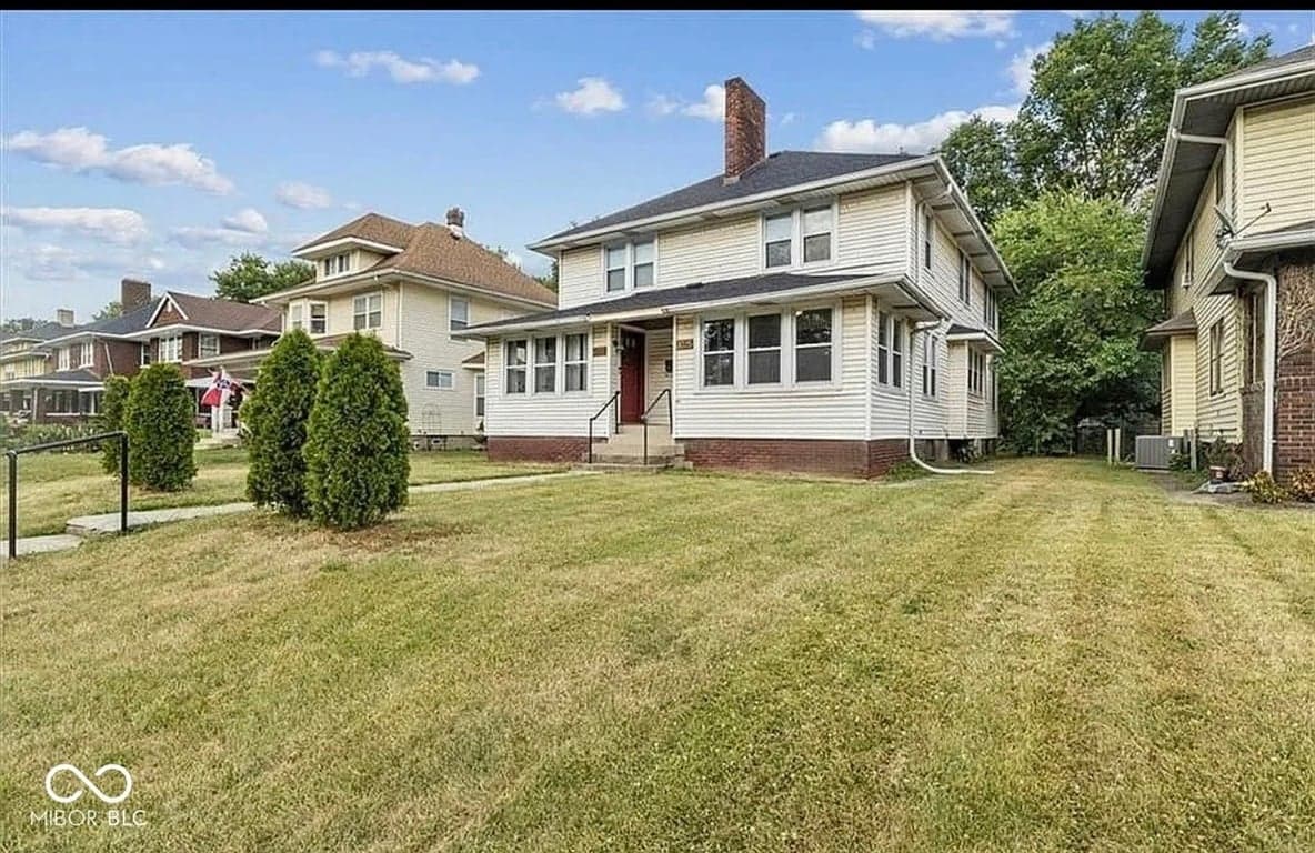 3227 N College Ave property photo 3