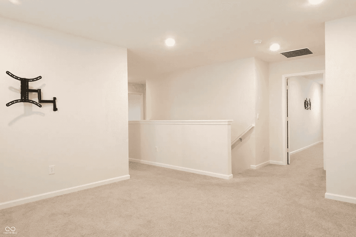 1399 Hat Band St property photo 4