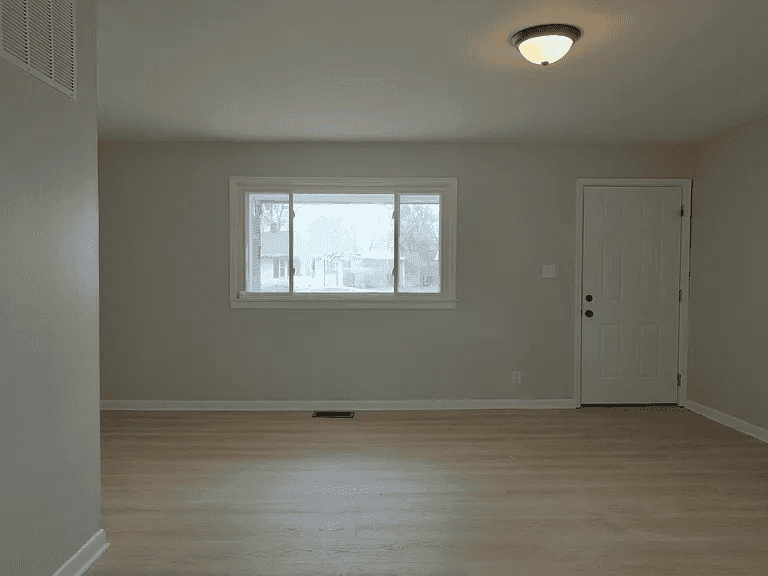 8304 Schoen Dr property photo 4