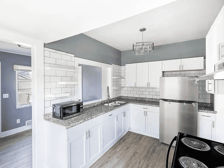 450 N Kealing Ave property photo 4