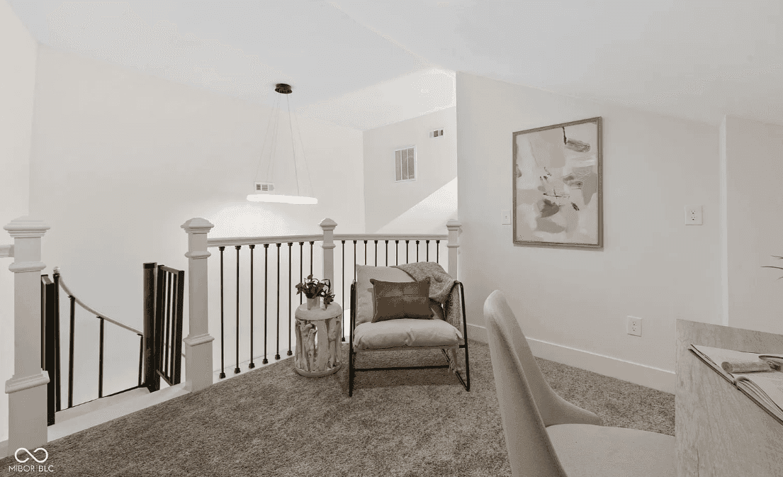 815 Woodhill Dr property photo 4