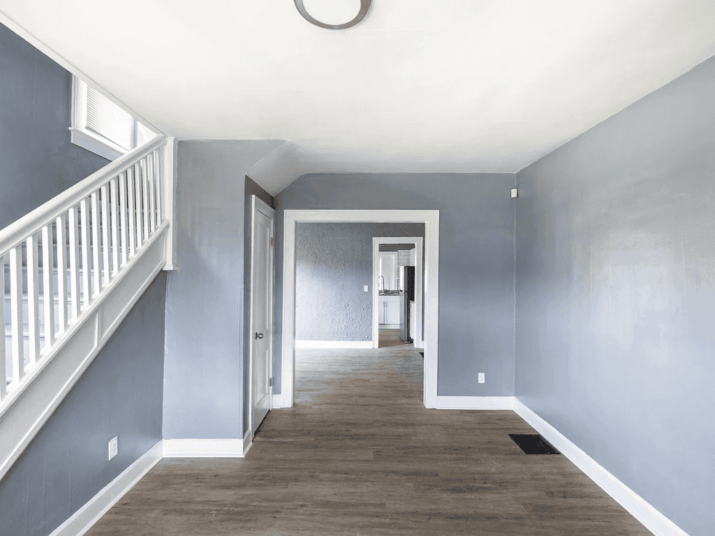 450 N Kealing Ave property photo 2