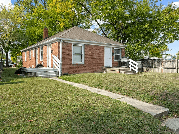 932-934 N Leland Ave in Indianapolis