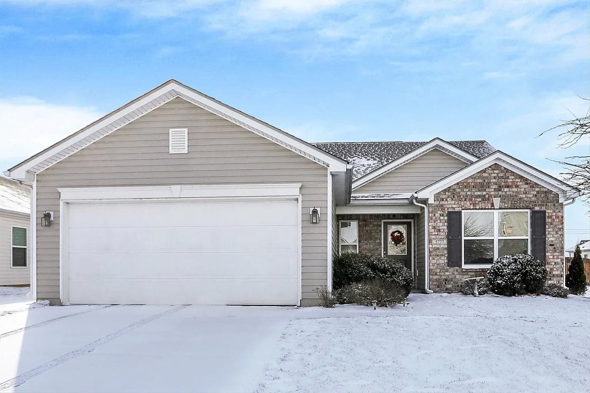 5777 Weeping Willow Pl in Whitestown