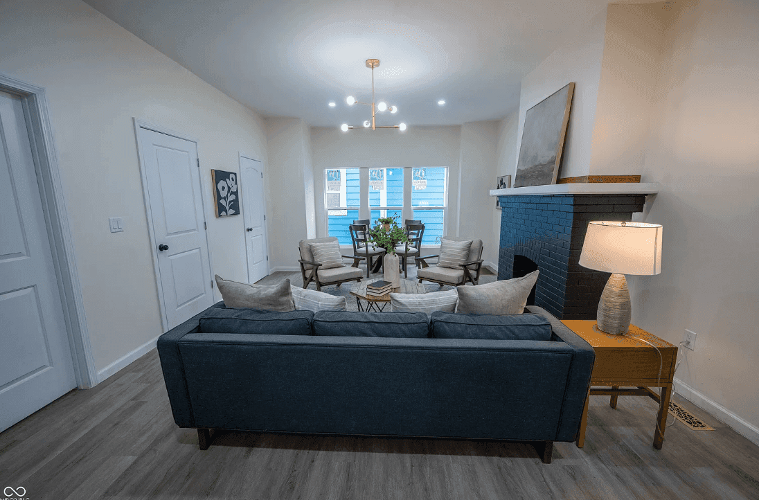 2715 W Washington St in Indianapolis