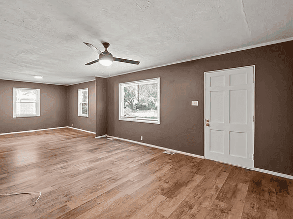 4342 N Olney St property photo 3