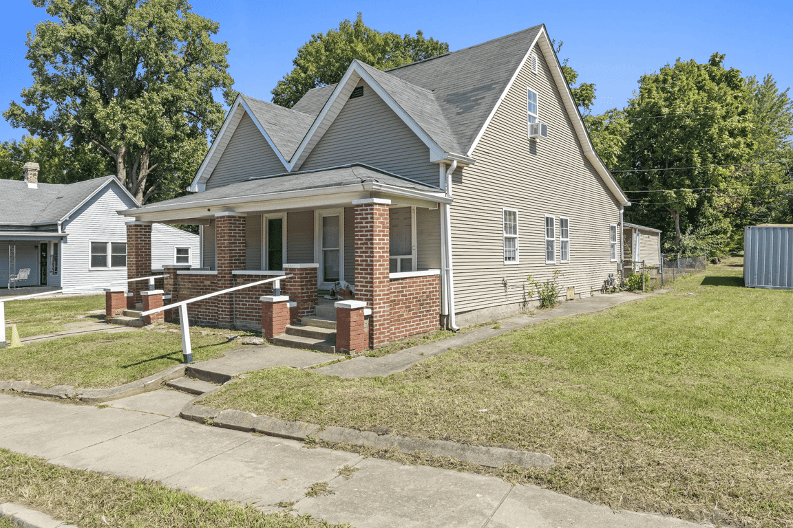 1921-1923 Hillside Ave property photo 1