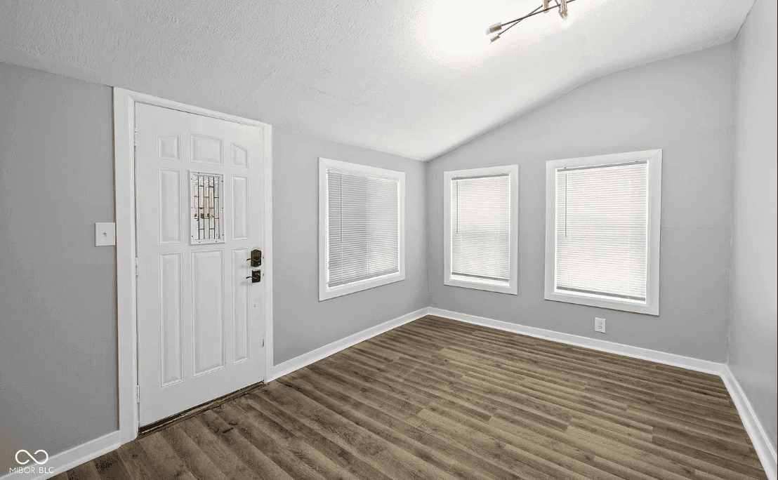 1430 Saint Paul St property photo 1