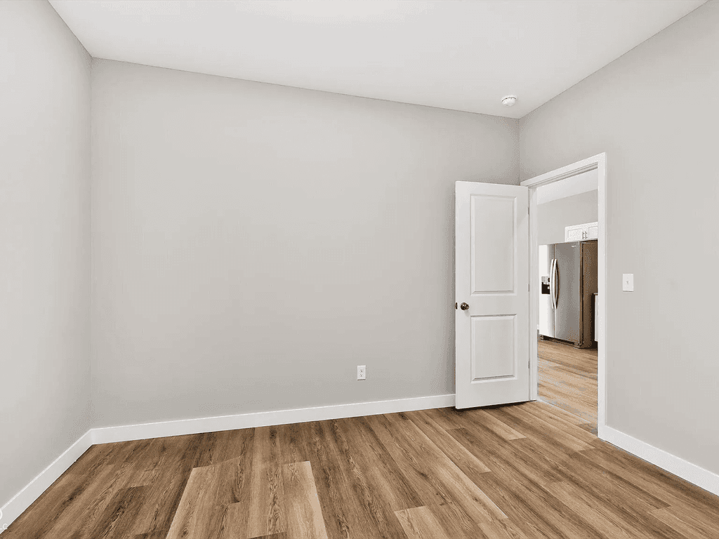 1722 Ingram Street property photo 4