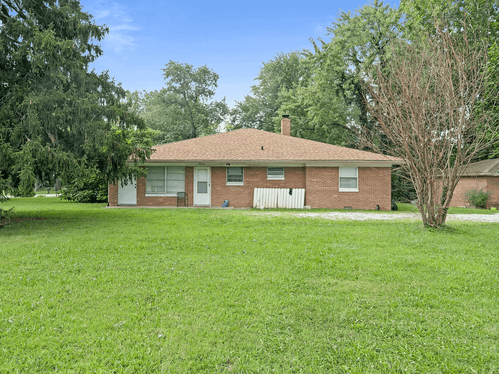 7549 E 10th St & 936 Peyton Ave in Indianapolis