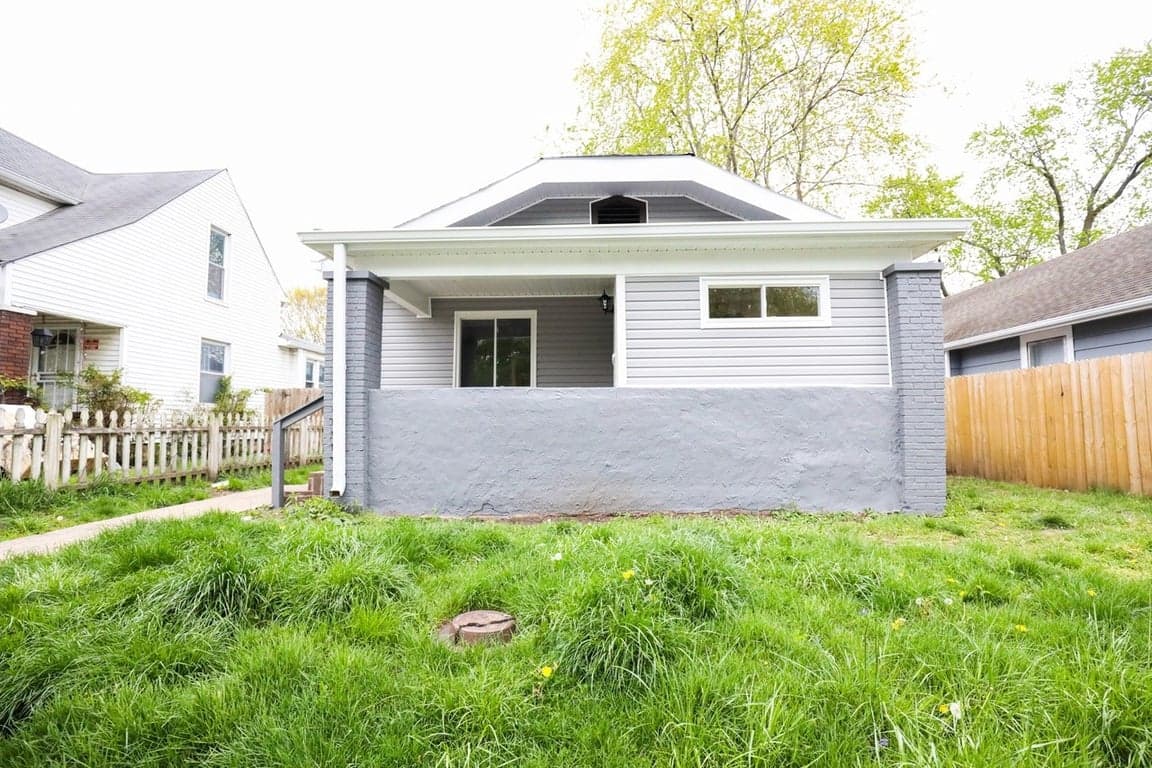 331 S Oakland Ave in Indianapolis
