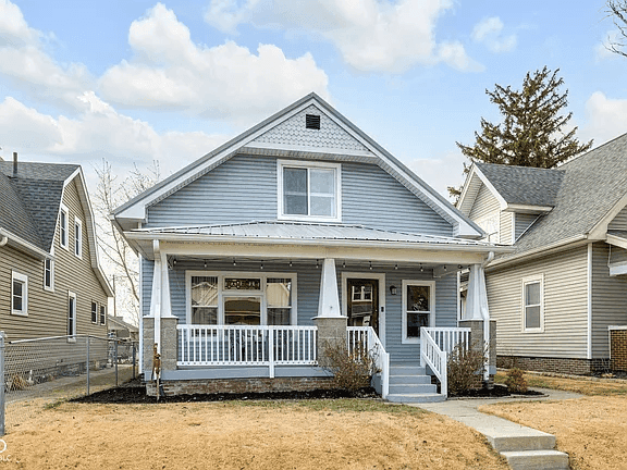 1414 Leonard St property photo 1