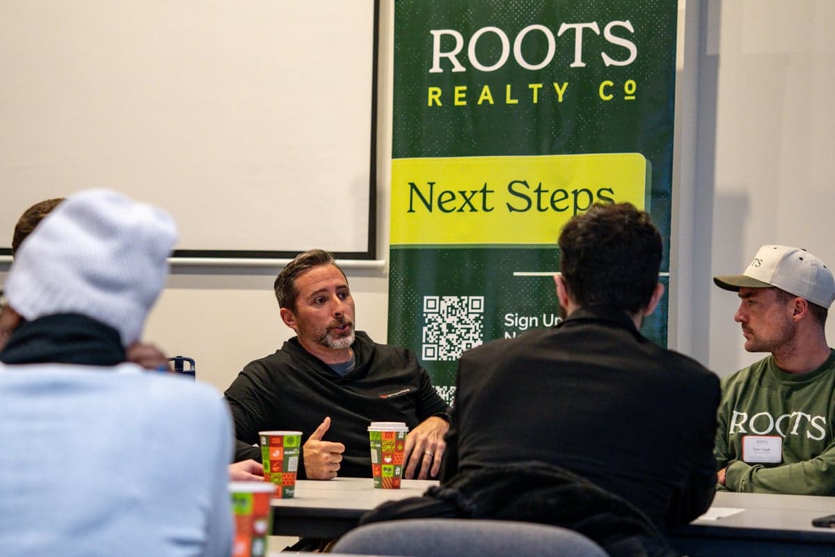 A Roots agent with clients in an Indianapolis home