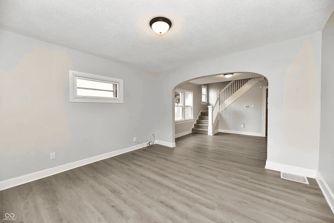 3328–3330 E New York St property photo 3