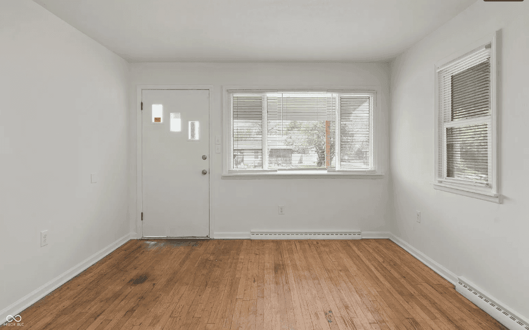 2344 N Leland Ave property photo 2