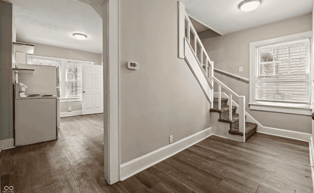 4926 E New York St property photo 4