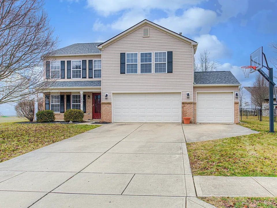 1240 Highland Lake Way in Brownsburg