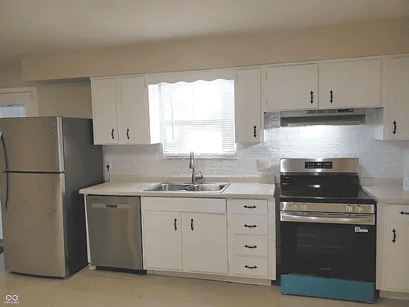 6709 Southeastern Ave property photo 1