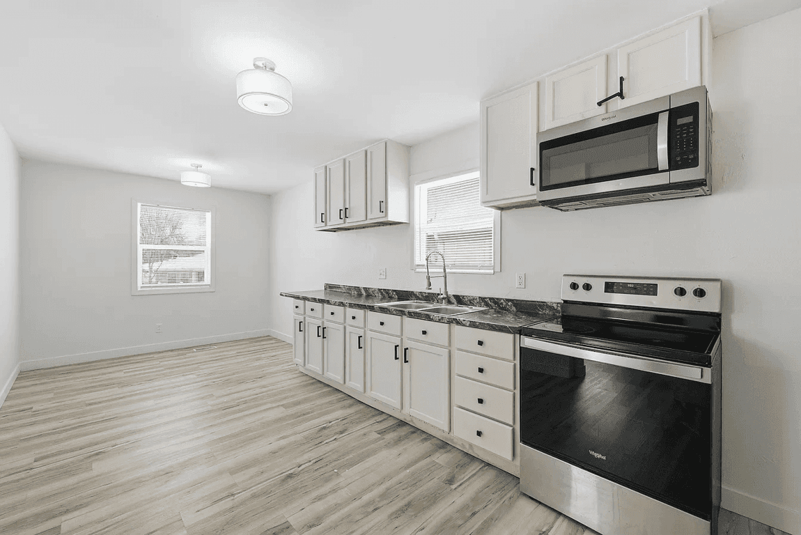 133 S Sheridan Ave property photo 3