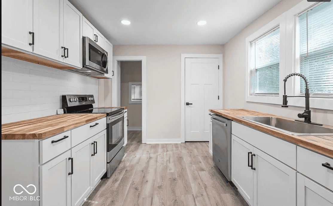 Post Image 1 - Realtor X Framer Template