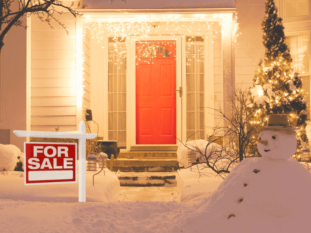 Selling During the Holidays: Pros, Cons, and Tips for Indianapolis Sellers