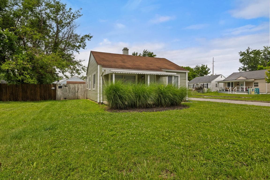 1730 S State Ave property photo 1