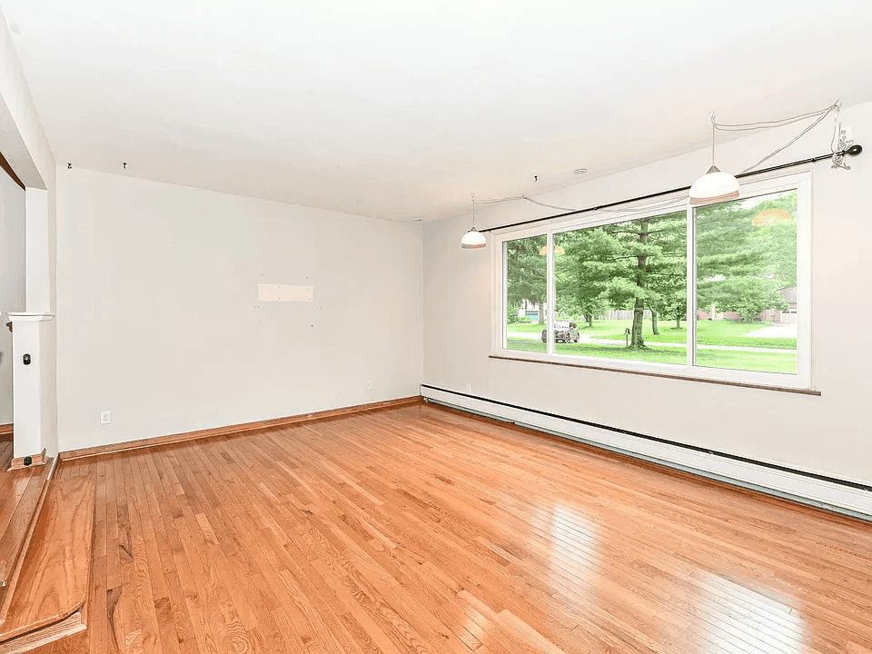 4107 Roland Rd property photo 3