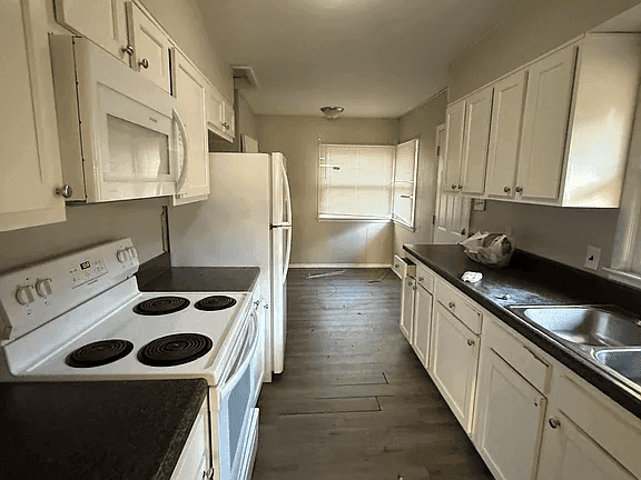 4225 Ralston Ave property photo 3
