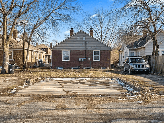 926-928 N Leland Ave property photo 3