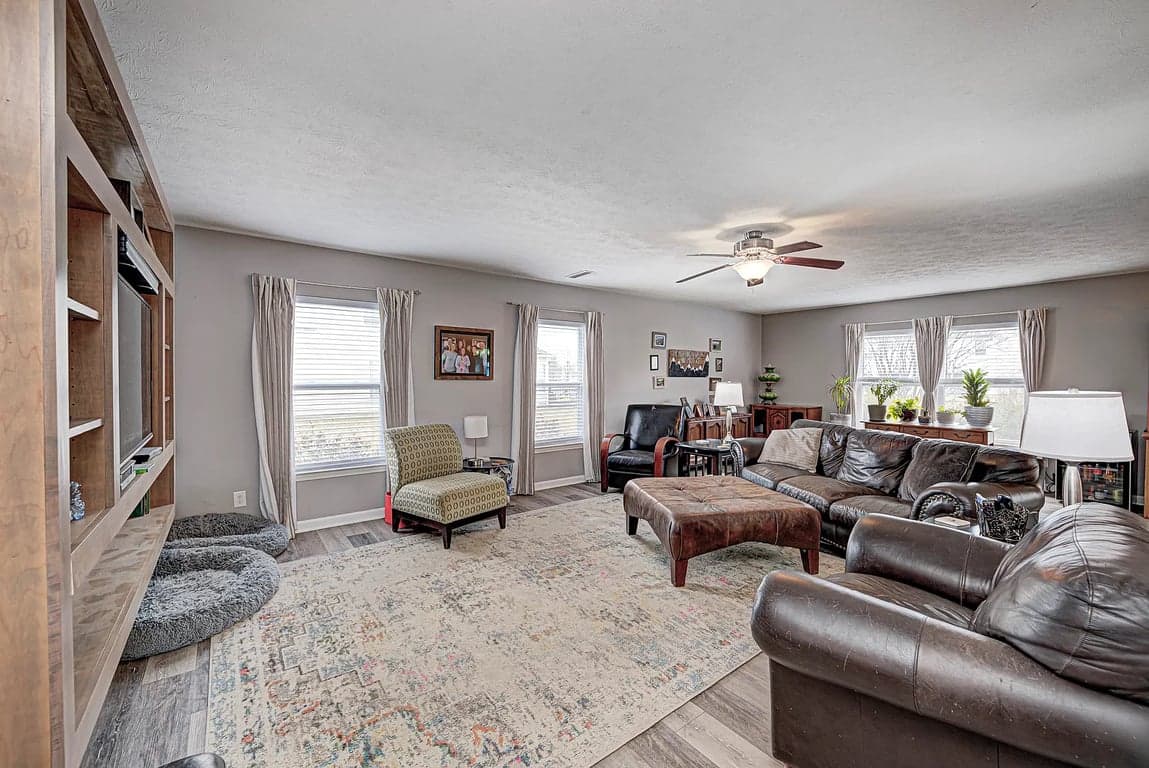1240 Highland Lake Way property photo 4
