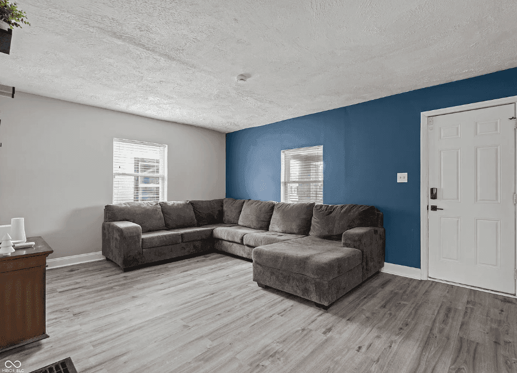 1825 Mansfield St property photo 2