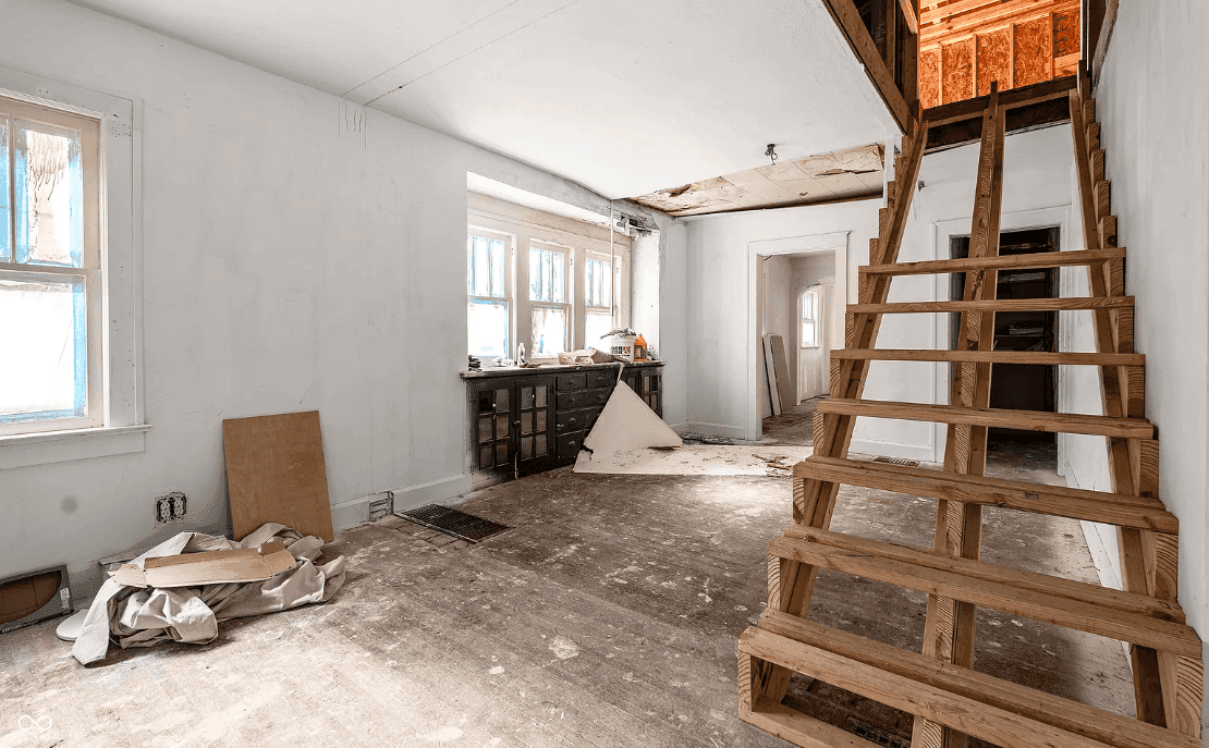 940 N Chester Ave property photo 1