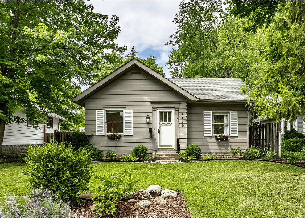 6440 N Park Ave in Indianapolis