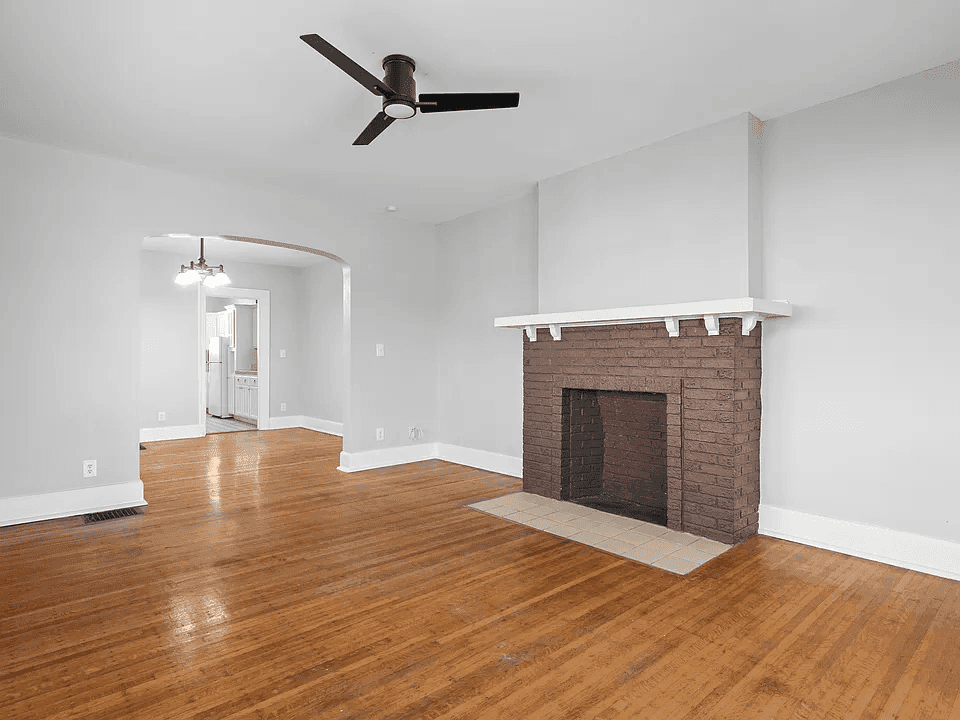 3015-3017 N Washington Blvd property photo 3